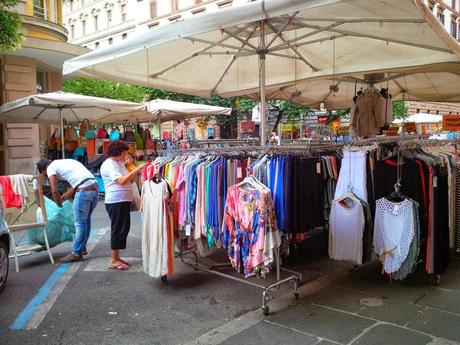 Manifestazione degli ambulanti? Il cancro maligno di Roma. Uccidono la città e hanno pure il coraggio di manifestare perché la città prova a reagire e a salvarsi