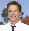 Rob Lowe sarà un papà zelante in un pilot comedy di NBC