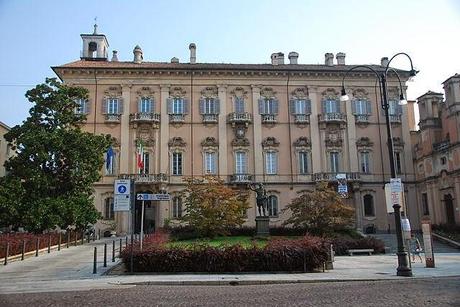 PAVIA. Faldini (Civica): “Dopo la Fantò un altro caso che manda il sindaco al tappeto”.