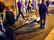 Nazionale sanpietrini asfalto? Intanto panchina libera dagli ambulanti abusivi trasformata bancarella