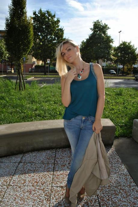 outfit jeans e giacca di pelle outfit jeans e tacchi outfut collana lyla loves outfit autunnali outfit ottobre 2014 outfit mariafelicia magno mariafelicia magno fashion blogger come abbinare la giacca di pelle abbinamenti giacca di pelle jeans e tacchi outfit jeans e tacchi jeans fornarina mariafelicia magno fashion blogger fashion blogger bionde fashion blogger milano capelli sciolti giacca di pelle beige scarpe decolletè united colors of benetton jeans e tacchi come abbinare jeans e tacchi top verde bottiglia 