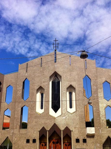 S. Francesco d' Assisi al Fopponino : da cimitero del 500 a meravigliosa chiesa dei nostri giorni.