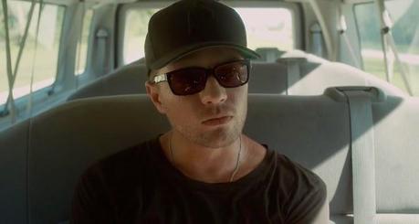 Catch Hell: Ryan Phillippe ci tiene magistralmente in catene