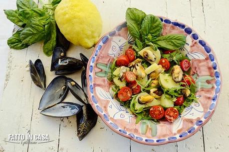 Insalata Fresca Di Cozze e Patate con Datterini