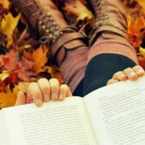 Nostalgici, raffinati, curiosi o romantici? Quattro consigli letterari per l'autunno