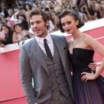 Sam Claflin e Lily Collins sorridenti per Scrivimi Ancora Roma 2014