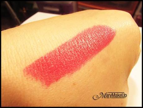 Adorable Matt Swatch - luce artificiale