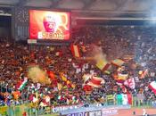 Roma: Curva canta