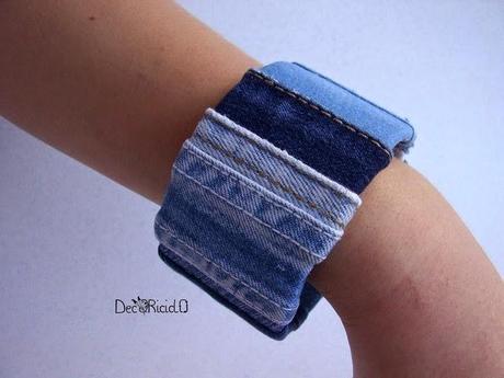 Bracciale di cartone e jeans blu/azzurro