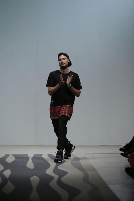 Andrea Lazzari | Summer 2015 | ModaLisboa - Legacy