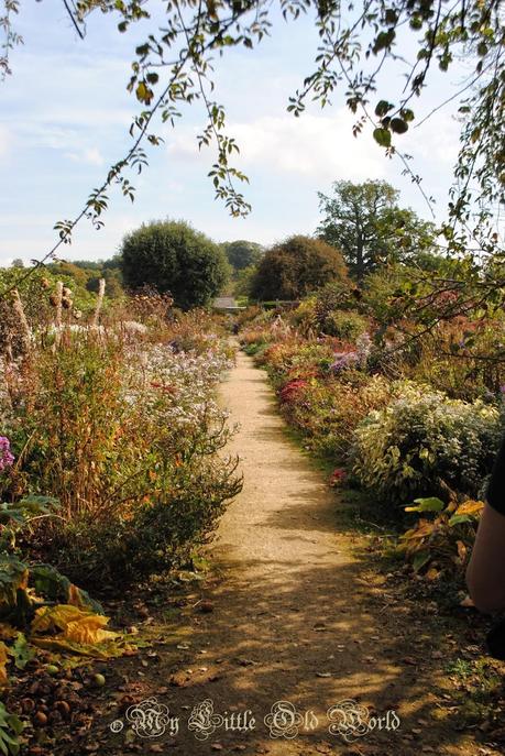 ... E giunge l'autunno nella terra degli Elfi - Giardini dell'East Sussex in autunno.