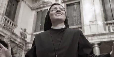 Video ufficiale di Like a Virgin di Sister Cristina