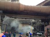 Incendio all’acciaieria Arvedi, giorno mezzo lavoro vigili fuoco