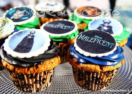 cupcakes con cialda maleficent disney pasta di zucchero polvere di zucchero