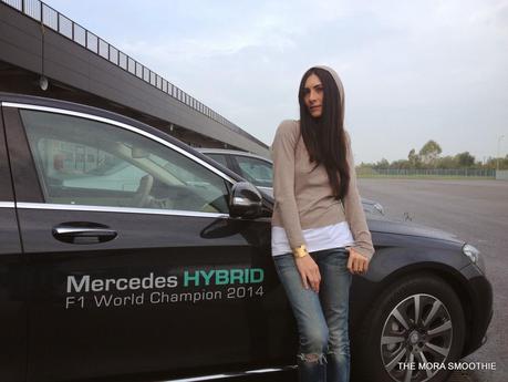 A window to the future, Mercedes-Benz Hybrid!