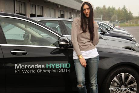 A window to the future, Mercedes-Benz Hybrid!