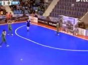(VIDEO)Futsal, pallonetto portiere dolce colpo tacco
