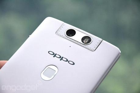 Oppo N3: lo smartphone con camera rotante motorizzata è ufficiale