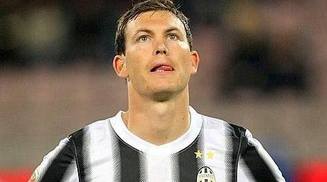 Lichtsteiner verso l'Inter