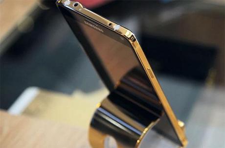 Samsung: arriva il Galaxy Note 4 placcato in oro