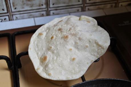 Chapati o Roti, il pane indiano per iniziare la nostra avventura in India.