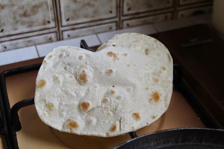 Chapati o Roti, il pane indiano per iniziare la nostra avventura in India.