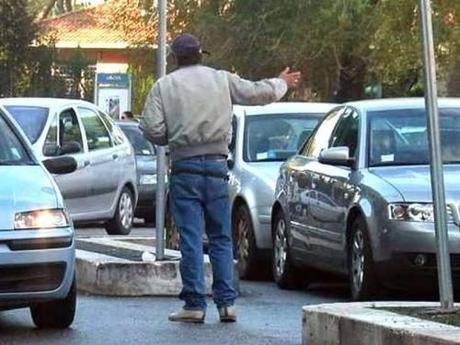 parcheggiatore abusivo