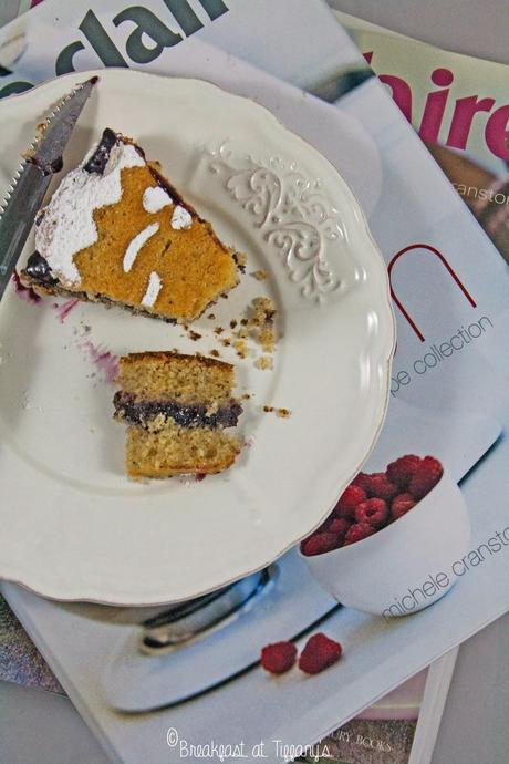 Torta con grano saraceno e marmellata ai frutti di bosco / Cake with buckwheat flour and wild fruits jam