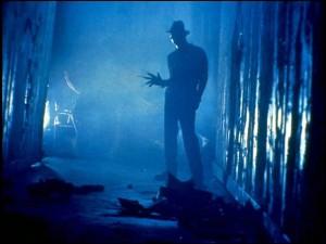 “Nightmare”, film di Wes Craven: il celebre Freddy Krueger con il suo guanto munito di lame