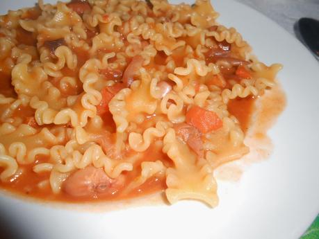 Pasta e fagioli ( Italian pasta with beans), my Italian recipe.