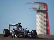 USA: Rosberg pole, prima fila tutta Mercedes
