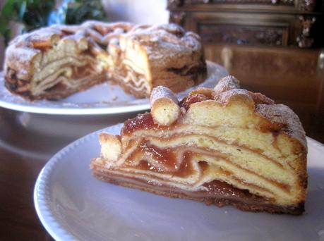 Torta a strati con marmellata di prugne - Layer cake with plum jam