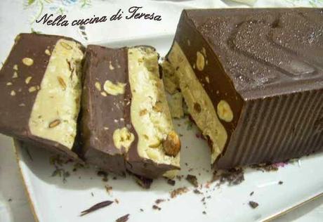 TORRONE MORBIDO MANDORLE E NOCCIOLA