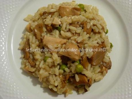 Risotto con funghi finferli e pisellini