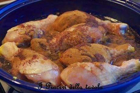 Tajine marocchina di pollo e prugne