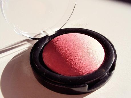 Glossip Baked Blush Pure Colour Effect - N 2 Cocoon