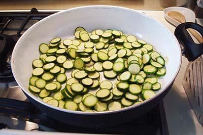 Pasta zucchine e tonno