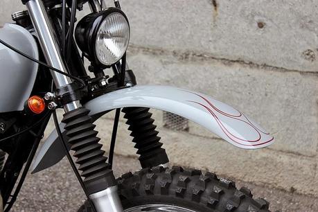 Yamaha SR 400 by BratStyle