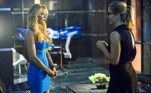 “Arrow 3”: Emily Bett Rickards anticipa le origini di Felicity, il futuro Olicity e Ray Palmer