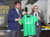 Parma F.C. domenica gioca maglia verde Folletto aiutare alluvionati