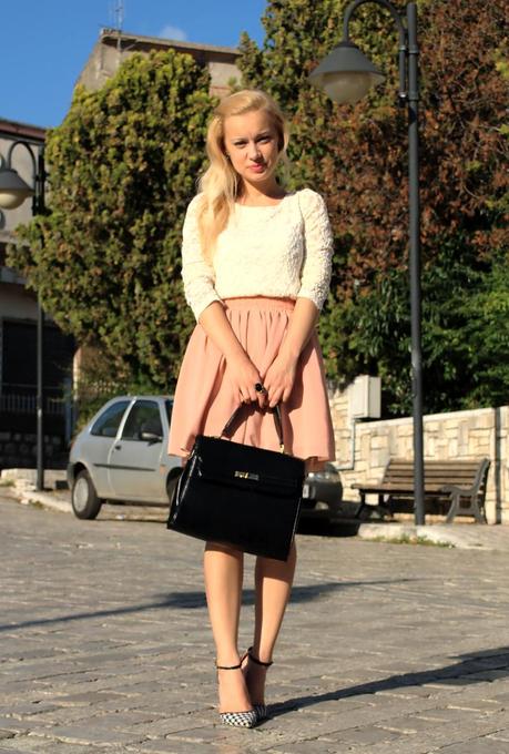 outfit romantico gonna rosa Teresa Morone fashion blogger kelly vintage bag 