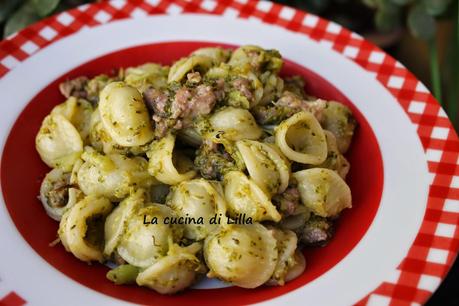 Primi: Orecchiette broccoli e salsiccia