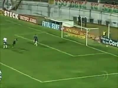 (VIDEO)Incredible own goal scored in the Brazilian lower leagues!