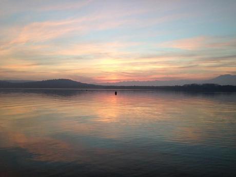 pesca viverone Tramonto sul lago