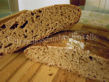 No-knead bread alla Guinness e latticello, con farina di teff