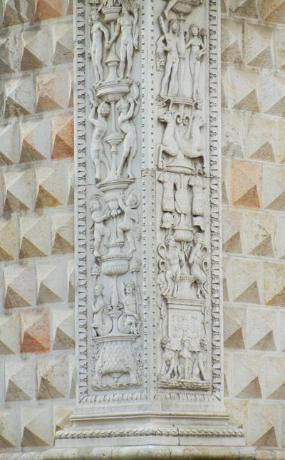 Ferrara,palazzo dei diamanti, viaggiandovaldi