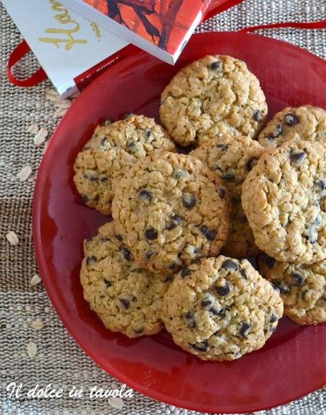 biscotti ai fiocchi d'avena e cioccolato