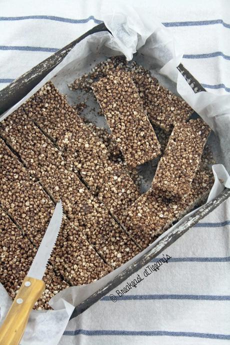 Barrette di miglio soffiato e cioccolato / Puffed millet & chocolate bars