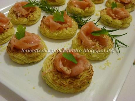 Cestini di patate con salmone