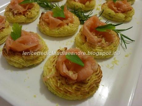 Cestini di patate con salmone